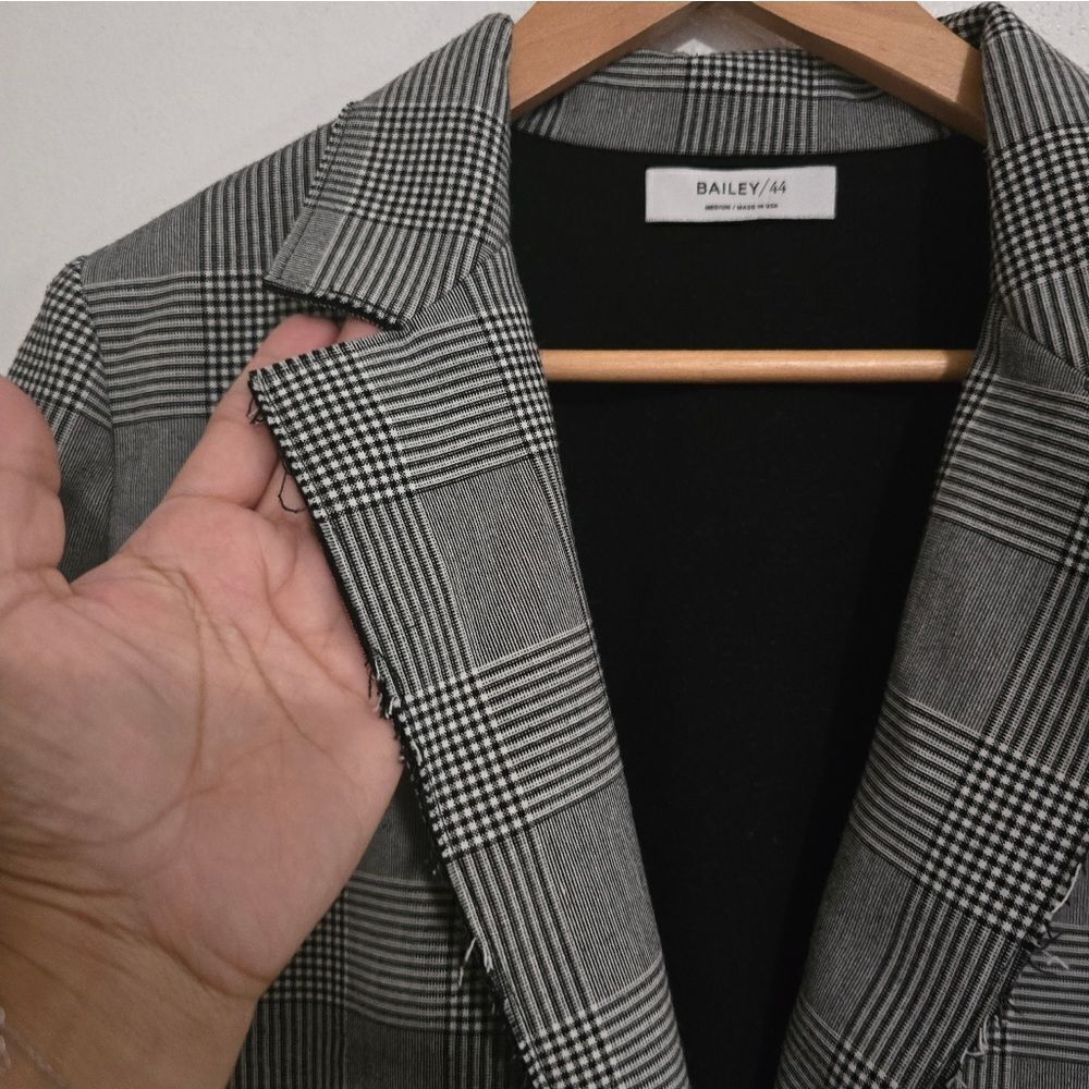 Bailey 44 Rough Around The Edges Plaid Boyfriend Blazer Size Medium - Picture 11 of 14